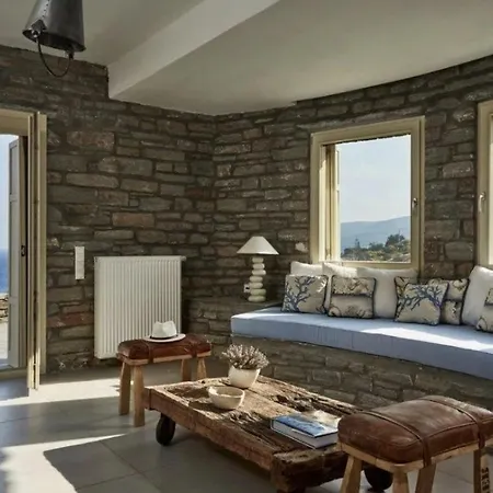 Elena With 6 Bedrooms Holiday home Mykonos Town